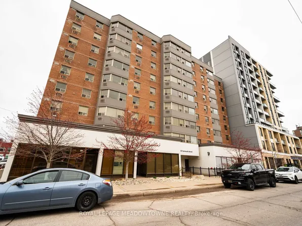 55 Yarmouth St Unit 302, Guelph, ON N1H 7R4