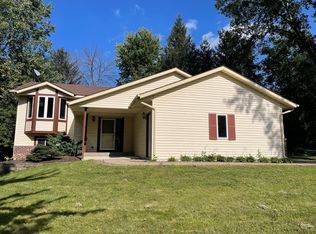 3770 Robin Ln, Eagan, MN 55122