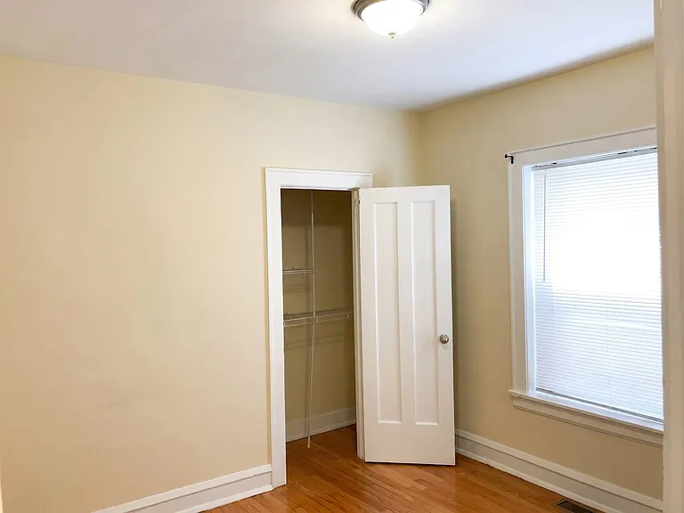 4029 N Monticello Ave — Photo 8