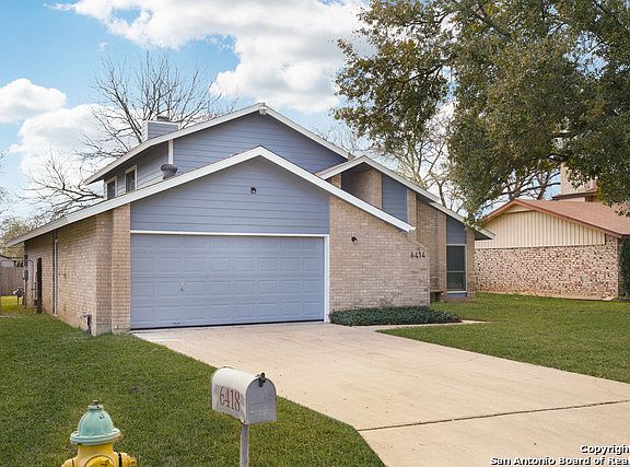 3rd image of 6414 Thoreaus Way
