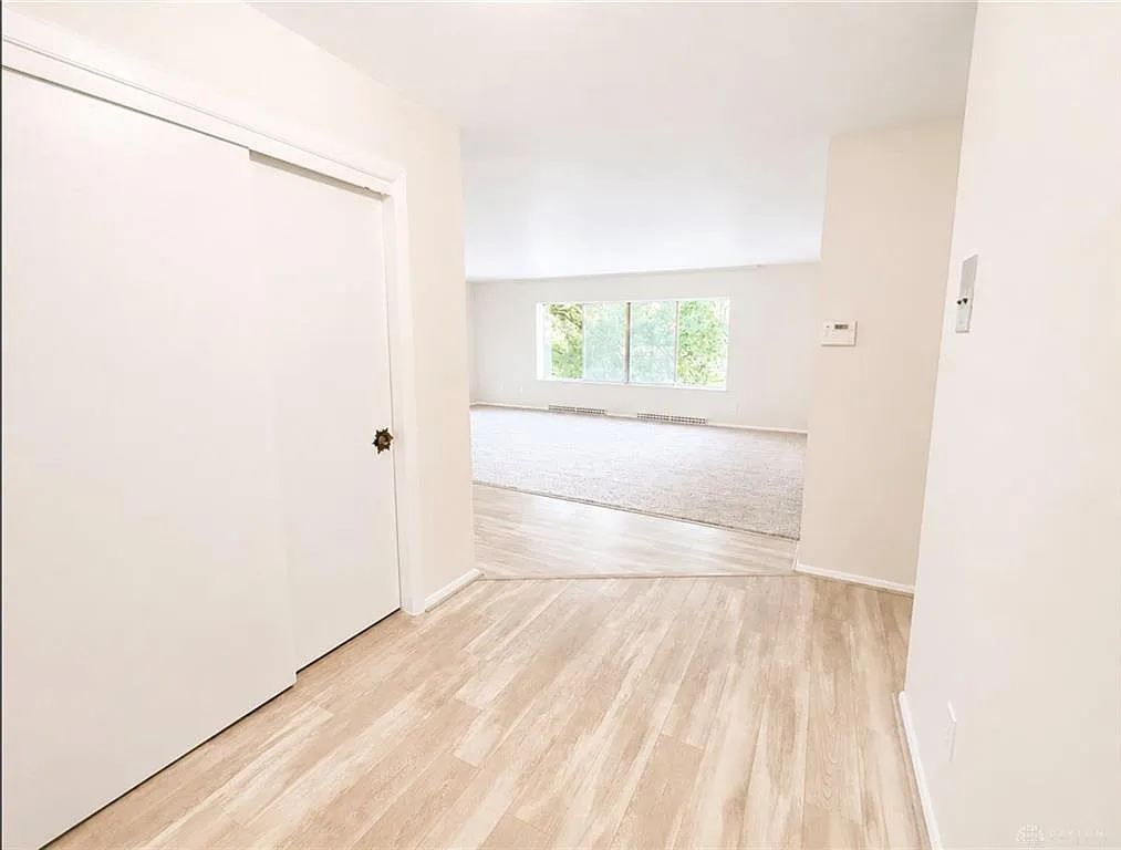 2 bed, 2.0 bath, 2096 sqft, $1,450 — Photo 4