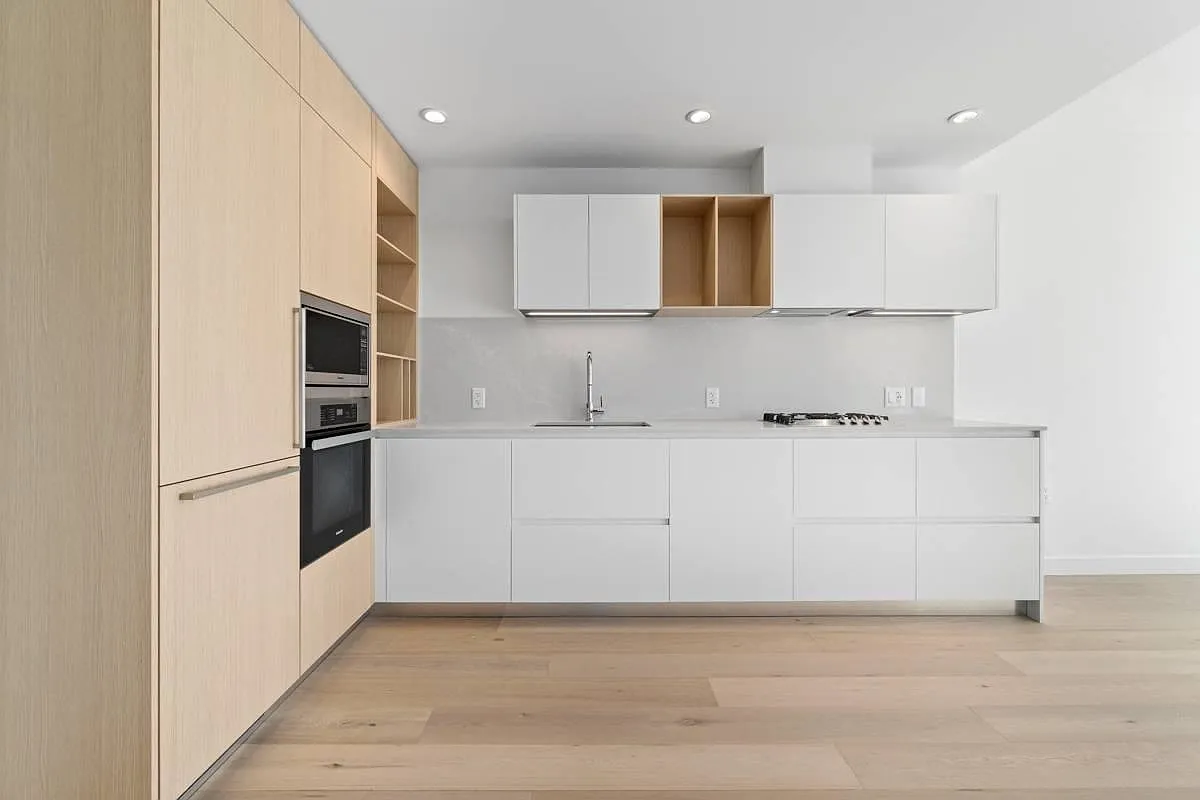 1 bed, 526 sqft, $2,400 — Photo 1