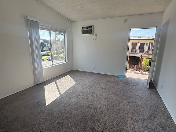 5th image of 12479 Culver Blvd APT 5