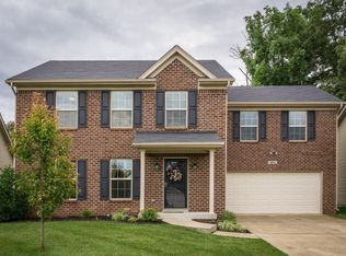 9211 River Trail Dr, Louisville, KY 40229