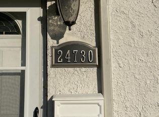 24730 Cloverlawn Ave, Oak Park, MI 48237