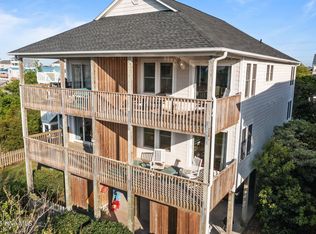 421 N New River Drive, Surf City, NC 28445