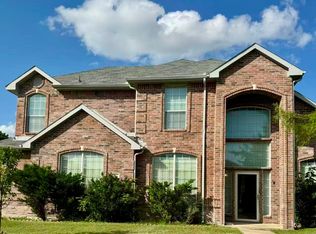 708 Glenhurst Dr, Rockwall, TX 75032