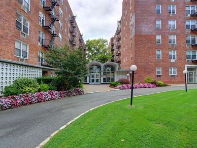 54-44 Little Neck Parkway #2T, Little Neck, NY, 11362