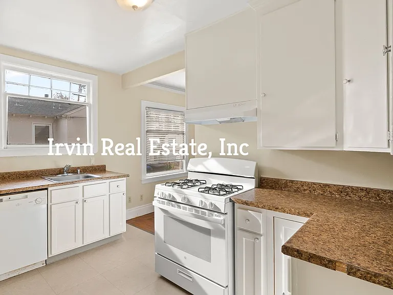 1353 Pine St — Photo 7