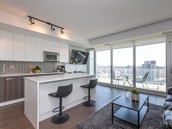 5th image of 111 Champagne Ave S #1708