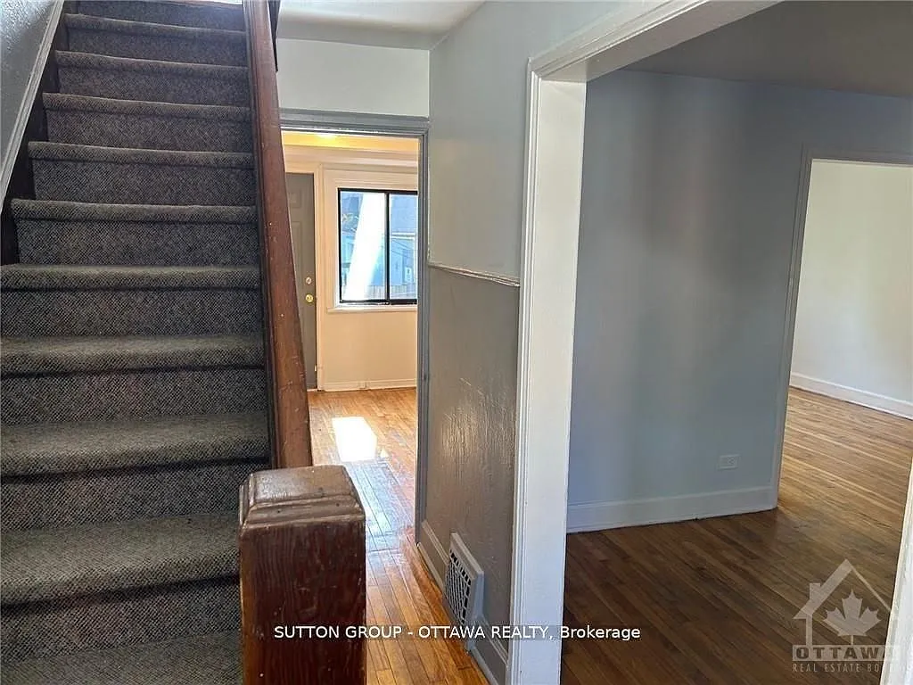 3 bed, $2,200 — Photo 2