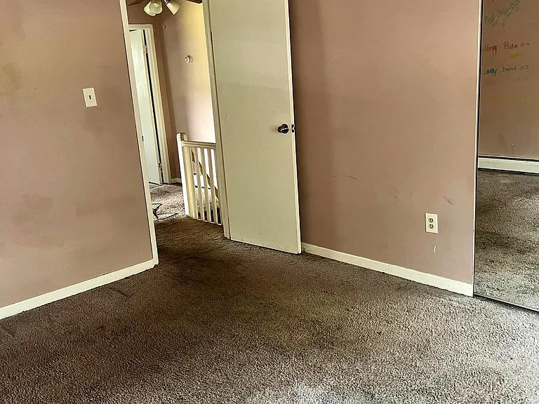 5619 Mitchell Rd — Photo 12