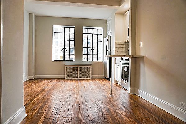 1st image of 25 Tudor City Pl APT 1403