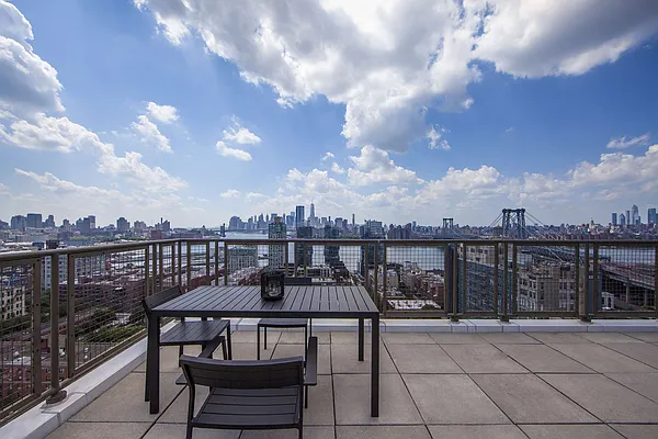 Rented by Bold Marketing | media 17