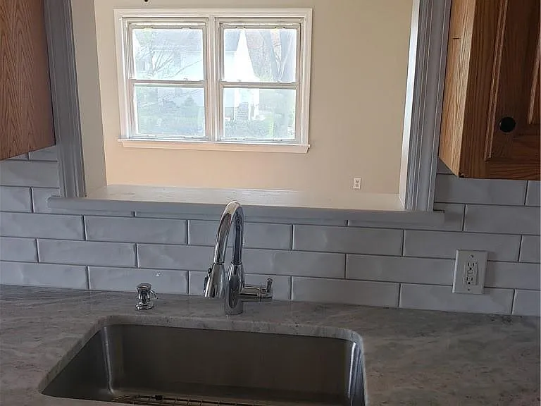 30 W George Ave — Photo 6