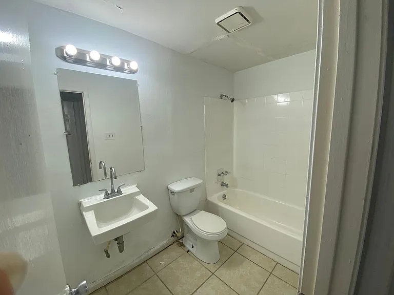 3132 Wyoming St — Photo 4