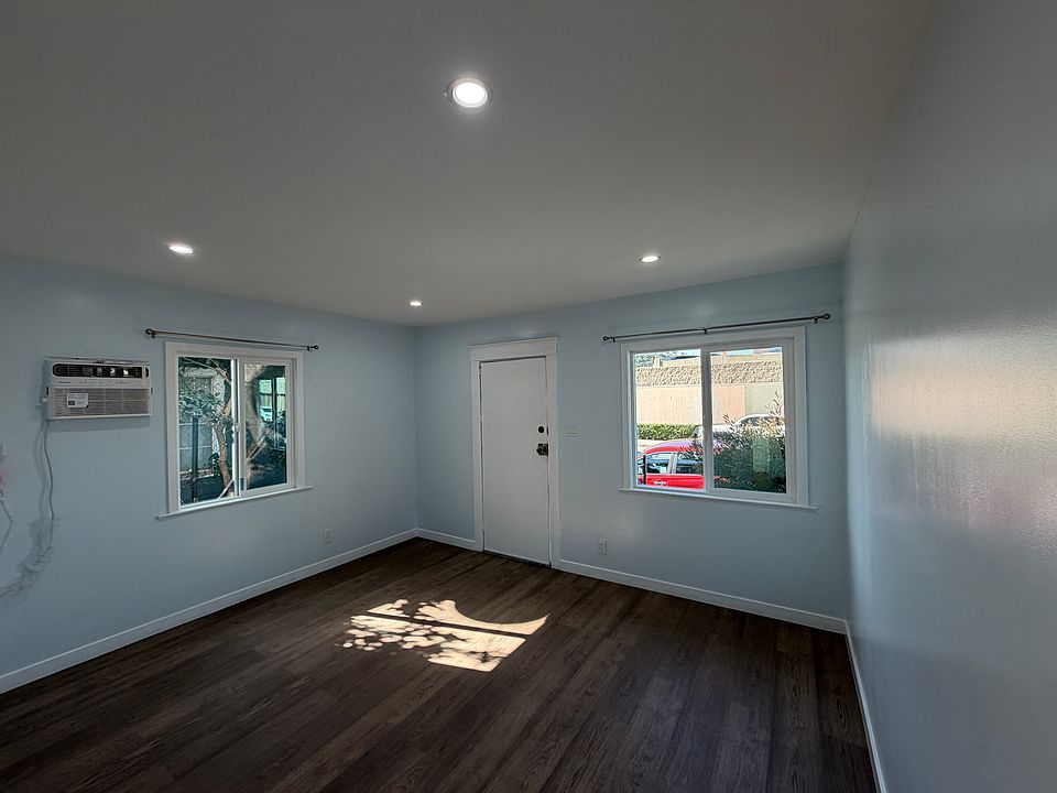 1st image of 635 W Avenue 28 #635