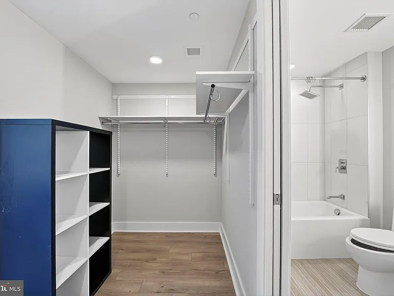 88 V St SW #213 — Photo 22