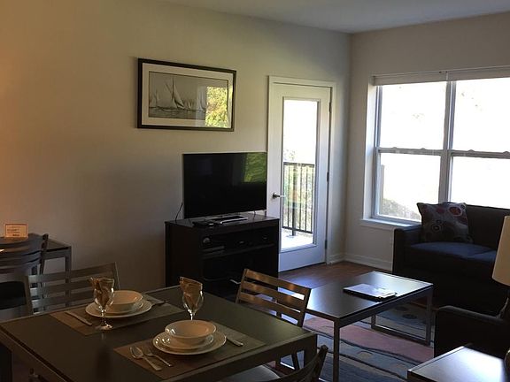 2nd image of 34 Oakwood Ave #346