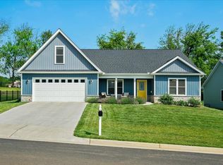 129 Lindburgh Dr, Waynesboro, VA 22980