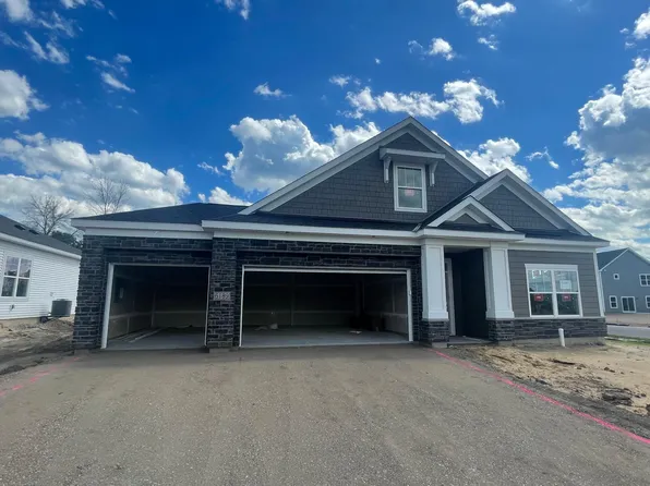 6189 157th St N, Hugo, MN 55038