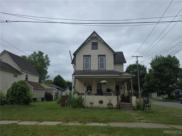 1025 Spruce St, Olean, NY 14760