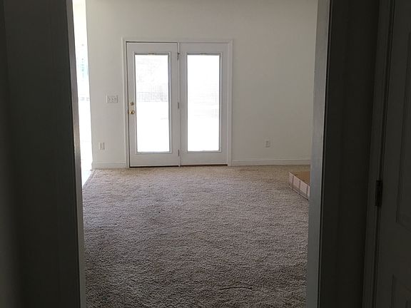 2nd image of 17 Gracie Ln