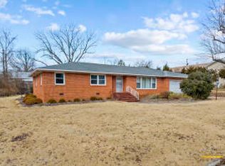 104 Fairfax Ave, Harrison, AR 72601