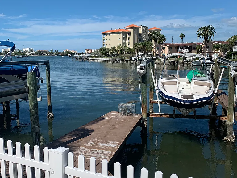 252 Dolphin Point #C — Photo 14