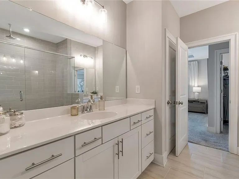 564 Ember Ln — Photo 24