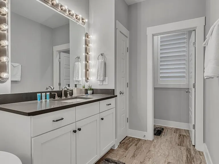 1815 Ridley Blvd #7 — Photo 16