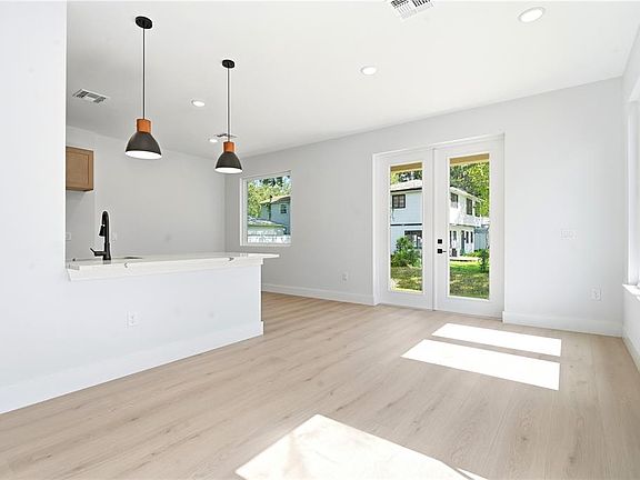 5th image of 1232 VIRGINIA DRIVE