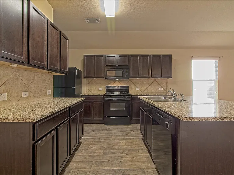 11312 Malta Dr — Photo 11