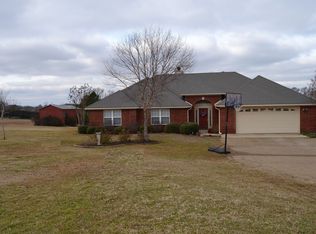165 Page Creek Dr, Hallsville, TX 75650