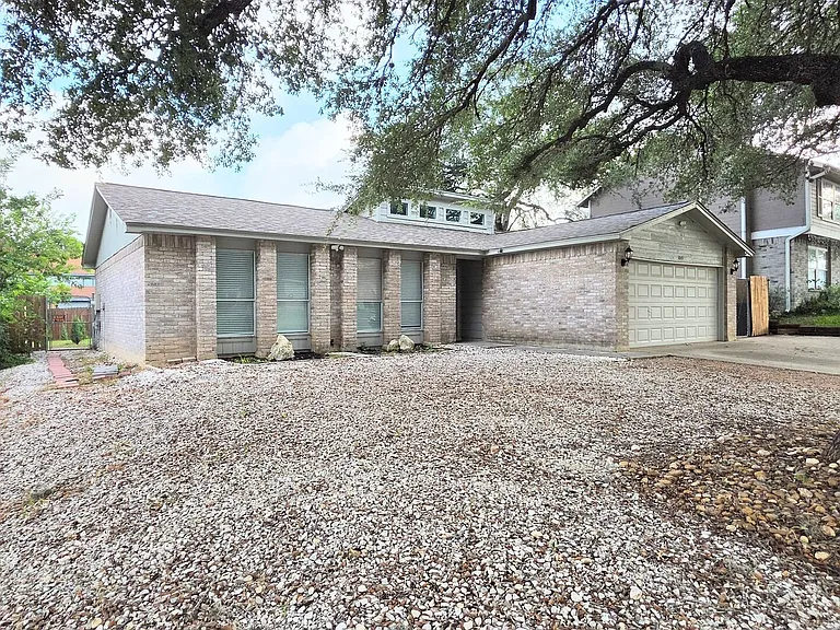 11643 Creston St — Photo 3