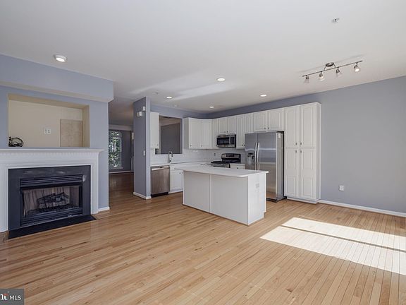 5th image of 5130 Knapp Pl