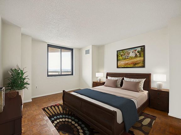 4th image of 2138 Harmon Cove Tower #2138