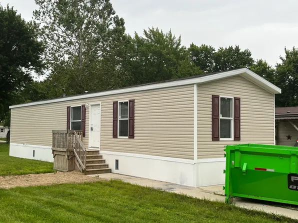 54 Carriage Lane Est, Streator, IL