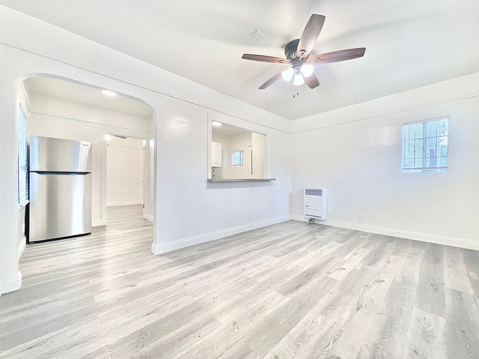 1st image of 1426 S Bonnie Brae St #1428-3/4