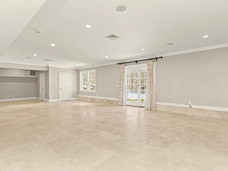 386 Westover - Lower Level 4