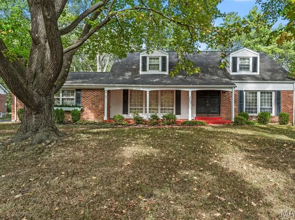 705 Claymont Dr, Ballwin, MO 63011