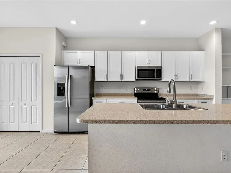 8667 Canyon Creek Trl — Photo 11