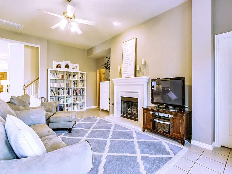 524 Breton Dr — Photo 13