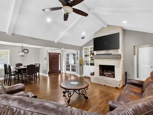 10802 Kirkwell Dr, Houston, TX 77089