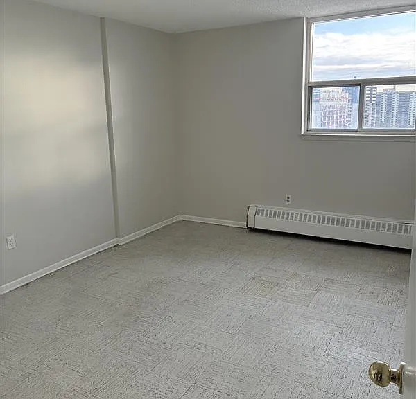 2900 Jane St — Photo 5