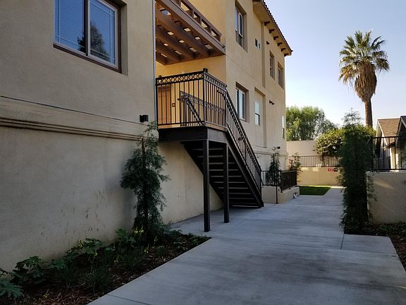3rd image of 13439 Burbank Blvd APT 205
