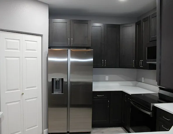 4545 Wheaton Dr #F350 — Photo 2
