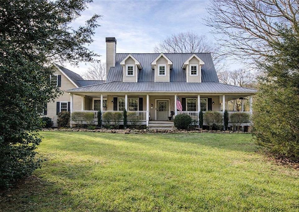 1st image of 6175 Jett Rd