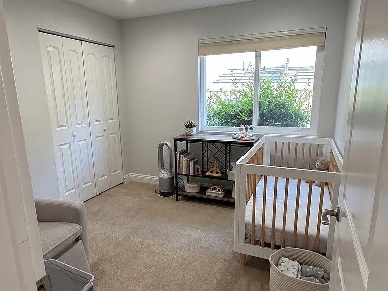 4535 Amiens Ave — Photo 6