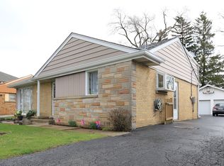9037 Oconto Ave, Morton Grove, IL
